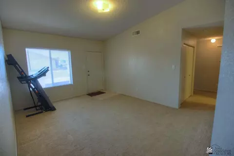 6381 E 44 St, Yuma, AZ 85365 photo 4