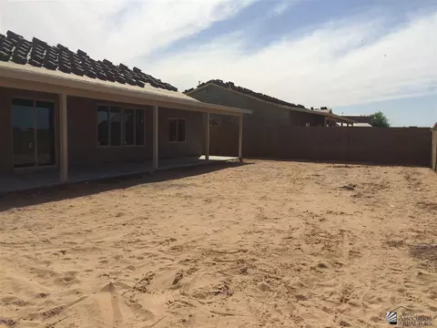 7840 E 37 Pl, Yuma, AZ 85365 photo 2