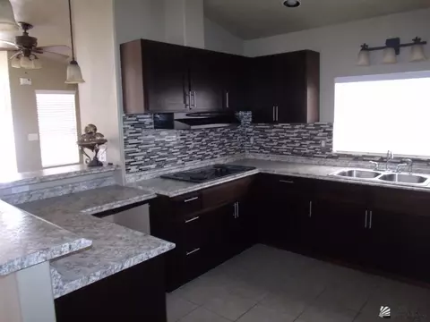 1102 E 23 Pl, Yuma, AZ 85365 photo 7