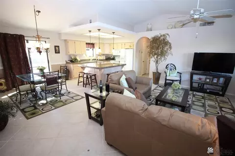 11197 E 37 Pl, Yuma, AZ 85367 photo 4