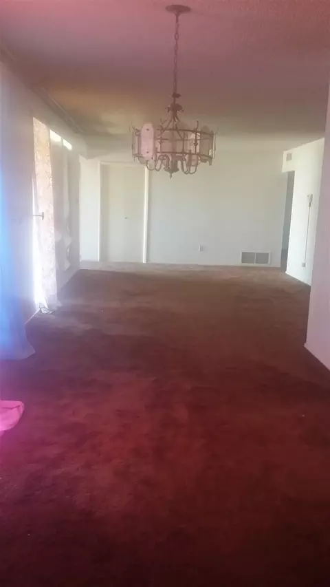 2129 E 25 Pl, Yuma, AZ 85364 photo 2