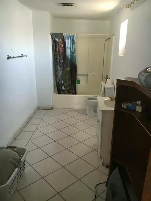 933 E 26 St, Yuma, AZ 85364 photo 8