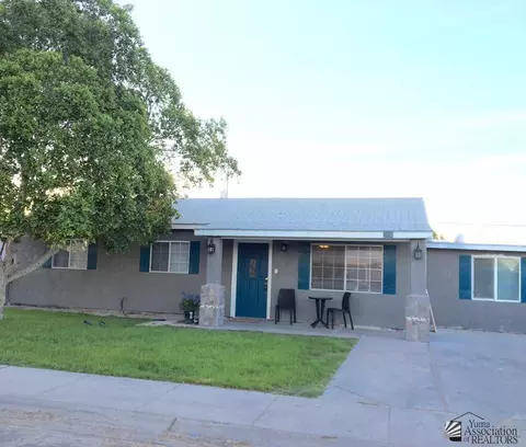 908 E 25 St, Yuma, AZ 85364 photo 1