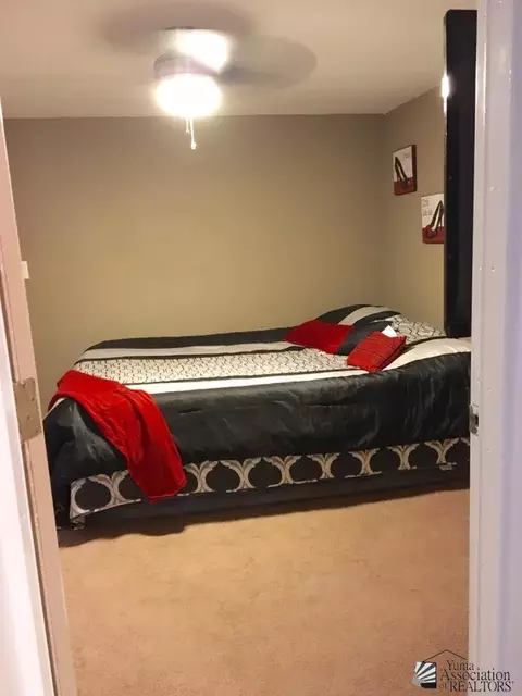 908 E 25 St, Yuma, AZ 85364 photo 9