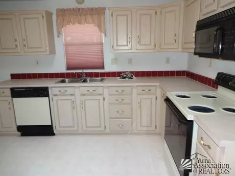 12677 E 40 Pl, Yuma, AZ 85367 photo 3