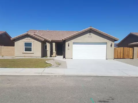 7866 E 38 St, Yuma, AZ 85365 photo 1