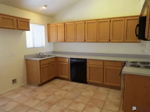 2262 E 27 Ln, Yuma, AZ 85365 photo 7