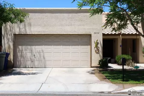 2262 E 27 Ln, Yuma, AZ 85365 photo 2