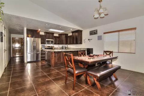 8097 E 27 St, Yuma, AZ 85365 photo 6