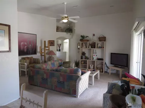 10543 E 39 Pl, Yuma, AZ 85365 photo 2