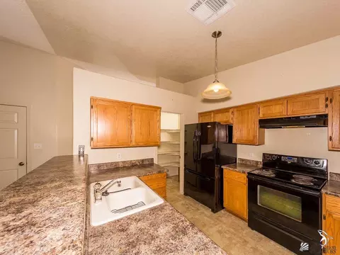 6365 E 44th Pl, Yuma, AZ 85365 photo 9
