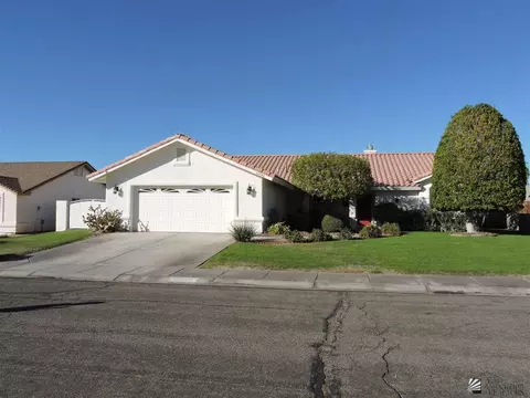 10540 E 37 St, Yuma, AZ 85365 photo 1