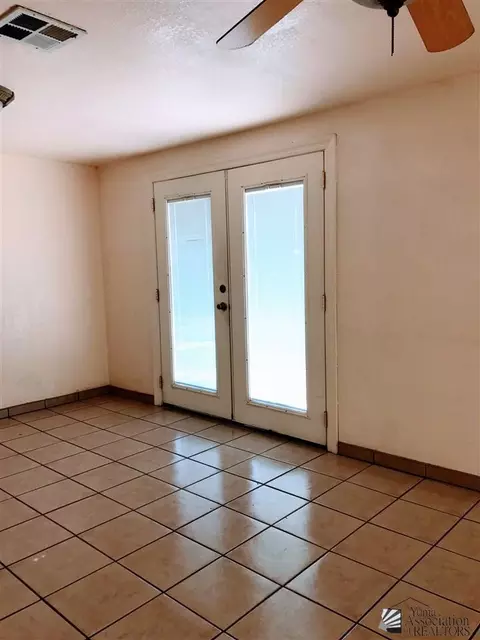 1319 E Morrison St, Yuma, AZ 85365 photo 7
