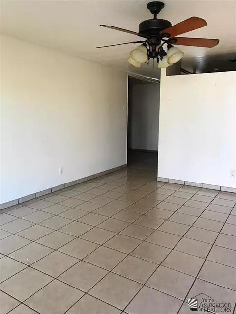 1319 E Morrison St, Yuma, AZ 85365 photo 3