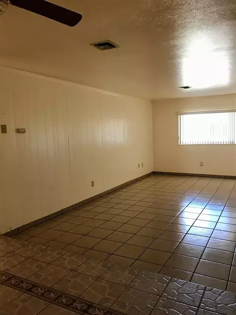 1319 E Morrison St, Yuma, AZ 85365 photo 5