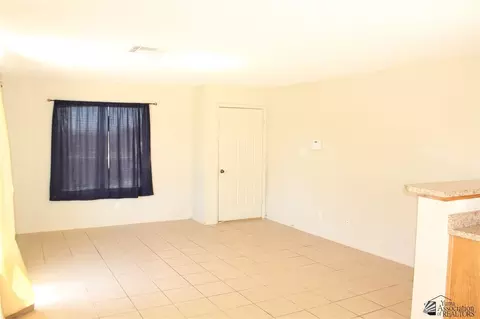 6234 E 44 St, Yuma, AZ 85365 photo 2