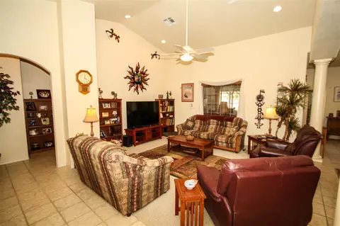 10564 E 37 St, Yuma, AZ 85365 photo 2
