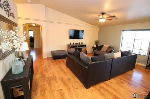 499 E 14 St, Somerton, AZ 85350 photo 5