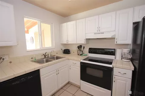 1433 E 27 St, Yuma, AZ 85365 photo 5