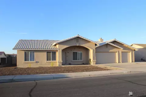 6328 E 42 St, Yuma, AZ 85365 photo 1