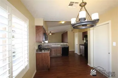 6052 E 44 St, Yuma, AZ 85365 photo 3