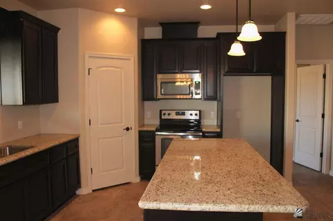 382 E 12 Pl, Somerton, AZ 85350 photo 10