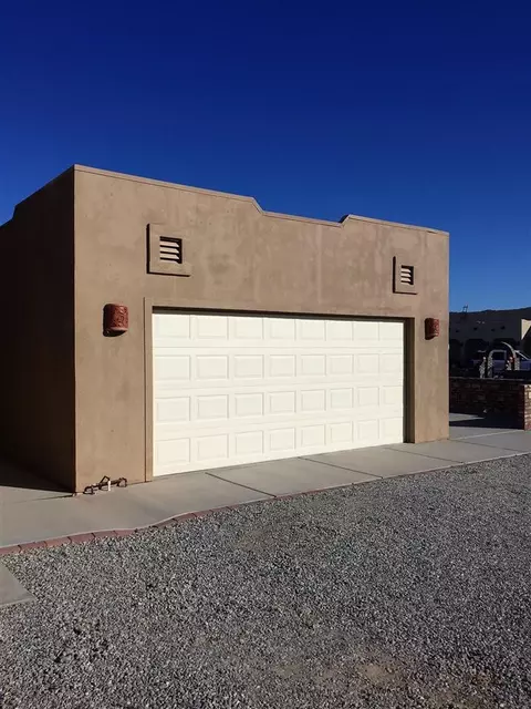 12564 E 47 Dr, Yuma, AZ 85367 photo 2