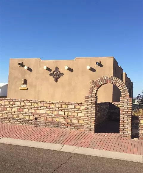 12564 E 47 Dr, Yuma, AZ 85367 photo 1