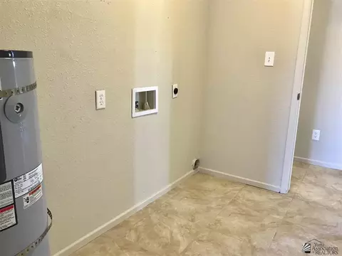 8709 E 39 Pl, Yuma, AZ 85365 photo 11