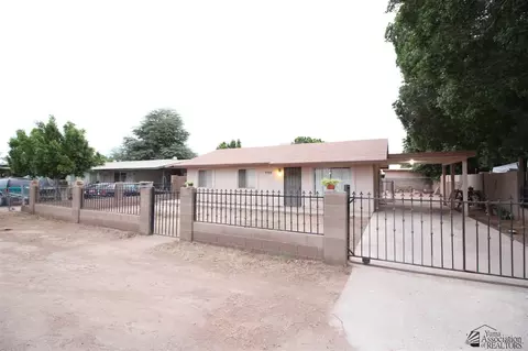8353 S Apache Ln, Yuma, AZ 85364 photo 3