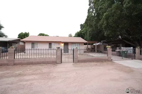 8353 S Apache Ln, Yuma, AZ 85364 photo 2
