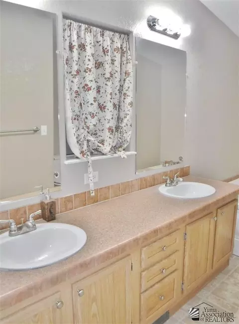 9568 E 38 Ln, Yuma, AZ 85365 photo 12