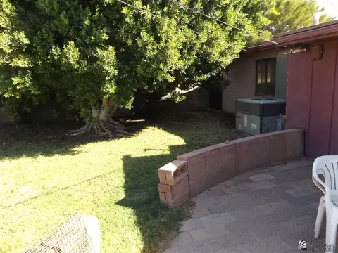 930 E 25 St, Yuma, AZ 85364 photo 9