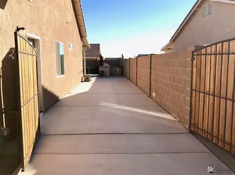 7943 E 38 St, Yuma, AZ 85365 photo 16
