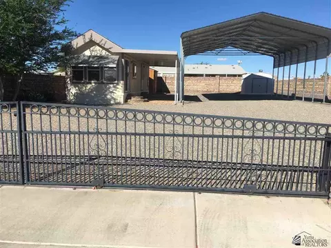 9724 E 37 St, Yuma, AZ 85365 photo 1