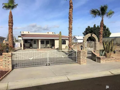 13810 E 49 Ln, Yuma, AZ 85367 photo 1