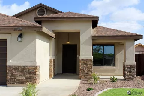 2856 W 3 St, Yuma, AZ 85364 photo 3
