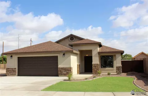 2856 W 3 St, Yuma, AZ 85364 photo 2
