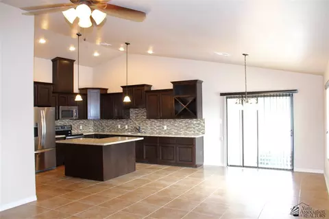 2856 W 3 St, Yuma, AZ 85364 photo 4