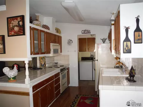 11427 E 35 St, Yuma, AZ 85367 photo 3