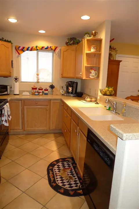 13455 E 53 Ln, Yuma, AZ 85367 photo 9