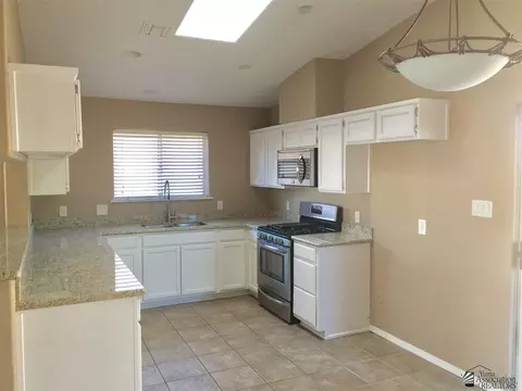 10624 E 35 St, Yuma, AZ 85365 photo 3