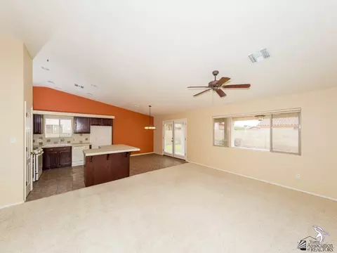 11193 E 25 Pl, Yuma, AZ 85367 photo 2