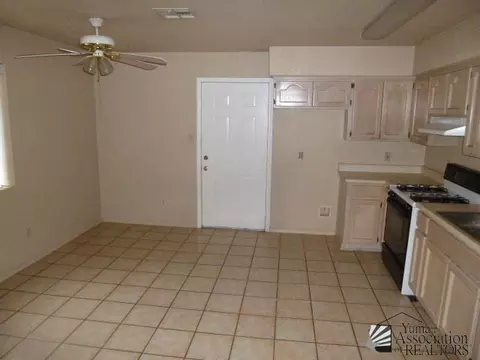 2145 E 14 St, Yuma, AZ 85365 photo 8