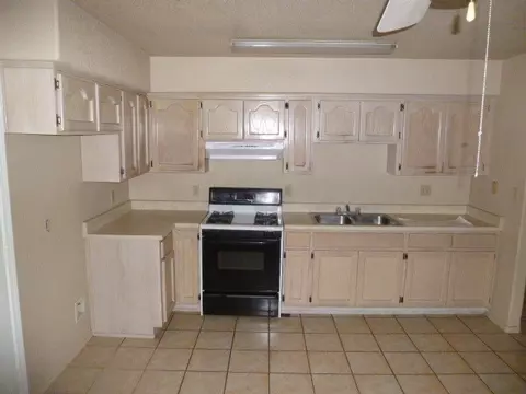 2145 E 14 St, Yuma, AZ 85365 photo 3