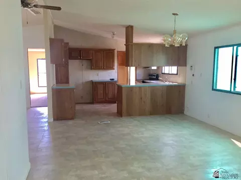 13755 E 47 St, Yuma, AZ 85367 photo 2