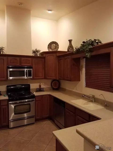 406 E 13 St, Somerton, AZ 85350 photo 3