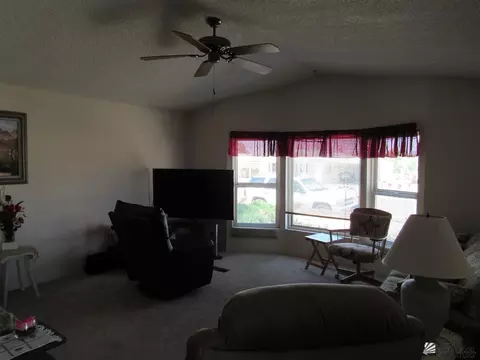 13499 E 48 Dr, Yuma, AZ 85367 photo 4