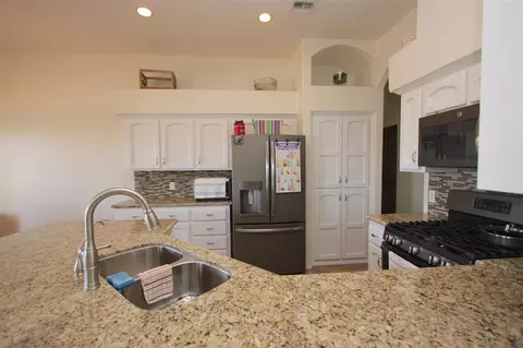 10753 E 39 Ln, Yuma, AZ 85365 photo 4