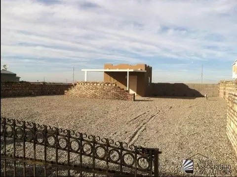 9664 E 33 St, Yuma, AZ 85365 photo 3